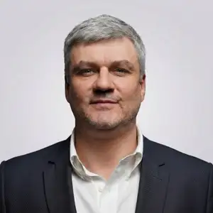team/pesetskiy.jpg