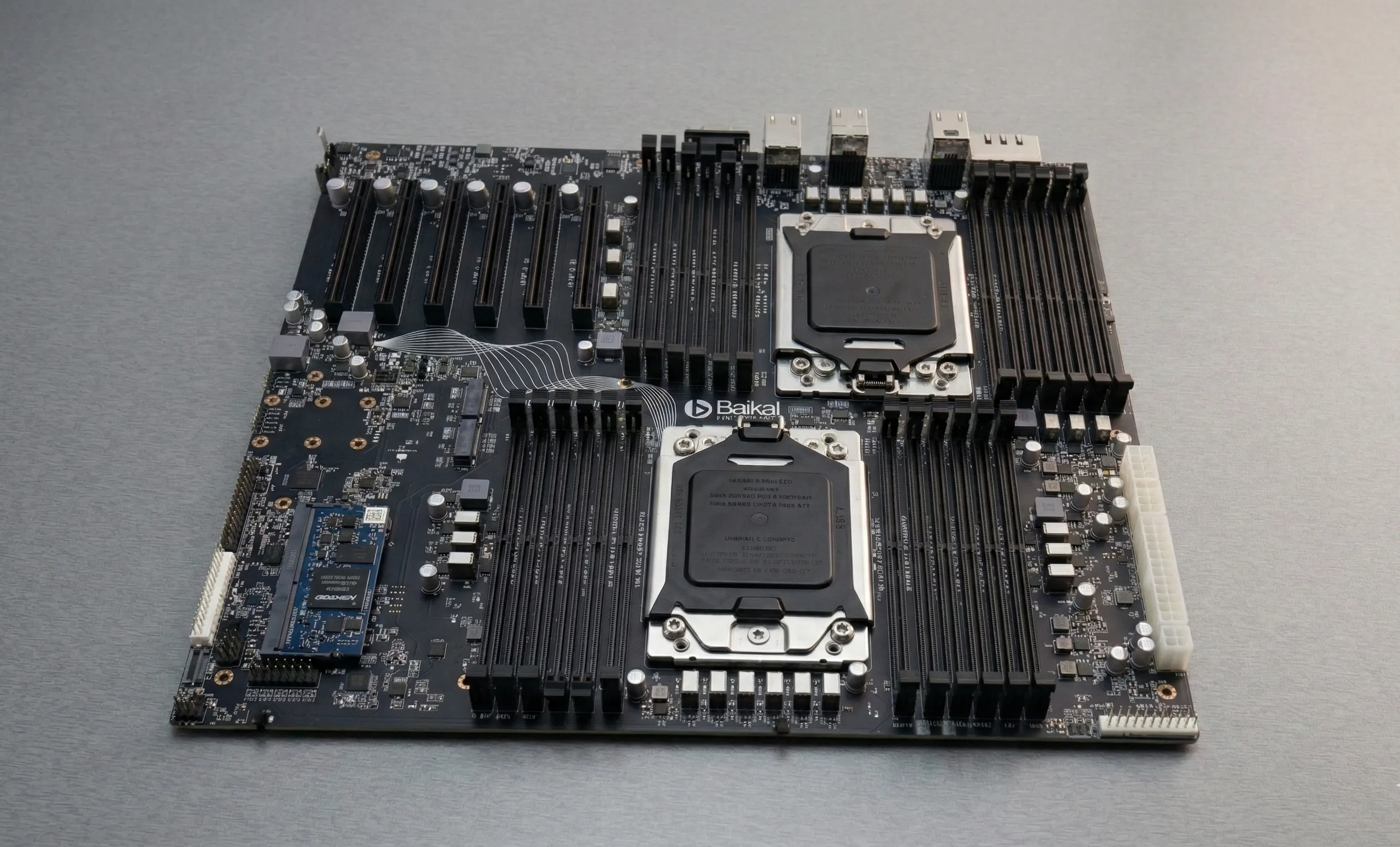 Двухсокетная материнская плата на Baikal-S